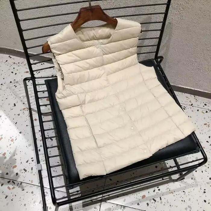 2025 nouvelles femmes sans manches doudoune printemps hiver femme 90% duvet de canard blanc Ultra lé