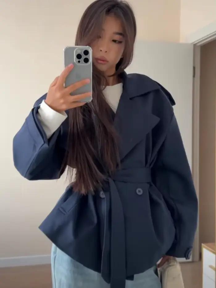Manteau trench pour femme à col revers et col en V, manches longues, coupe ajustée, avec ceinture, c