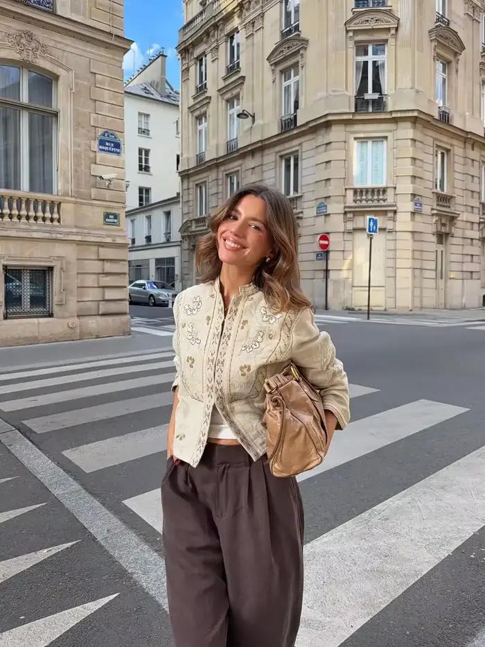 Vestes Courtes en Lin Brodé Beige à Col Montant et Manches Longues, Ouvertes sur le Devant, pour Fem