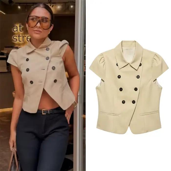Nouvelle Veste Femme Été 2026 Kaki à Manches Courtes Col Rabattu avec Boutons Décoratifs Coupe Ajustée Élégante