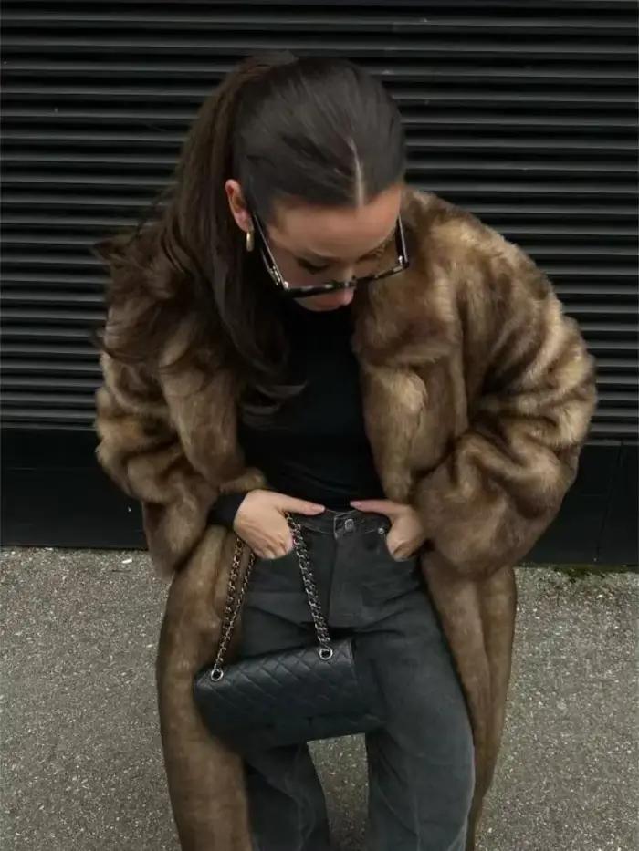 Manteau en fourrure artificielle écologique marron européen et américain pour femmes, épais, ample, surdimensionné, mode Streetwear