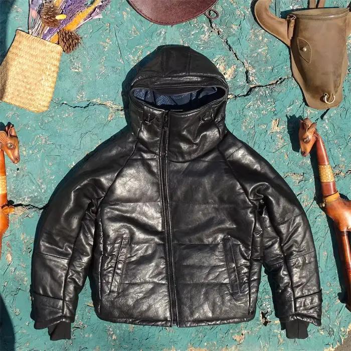 Veste d'hiver noire à capuche en duvet pour homme