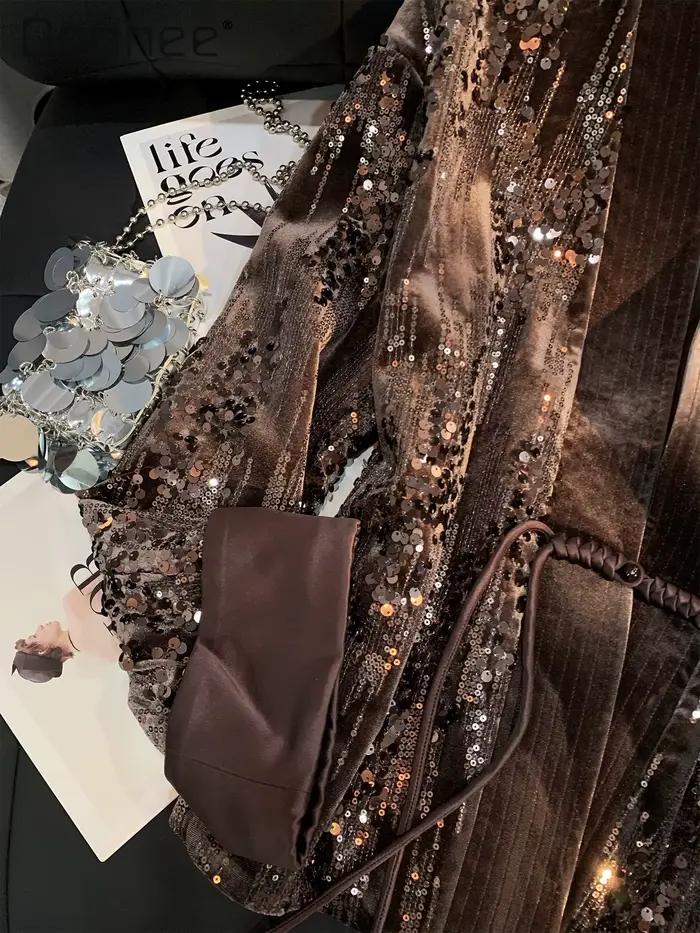 Nouveau manteau en velours à sequins lourds de style chinois pour femmes, élégant, col en V, coupe ajustée et ample, tendance, haut de gamme