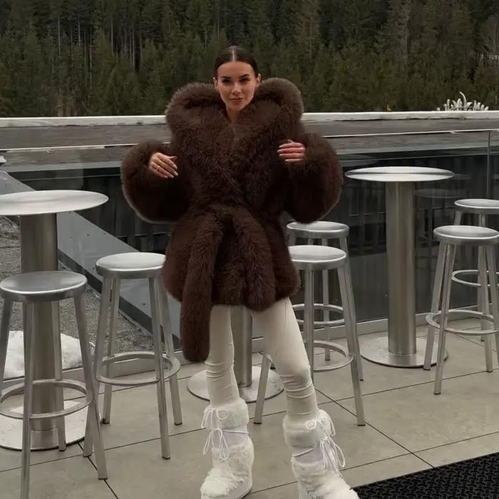 Manteau en fourrure et fausse fourrure, élégance féminine, manteau en fourrure 2026, nouveau manteau d'hiver pour femmes, manteau en fourrure chaud à capuche, couleur unie, manteau en fourrure pour fe