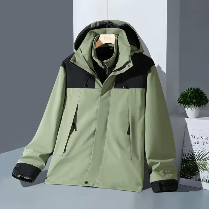 Veste d'assaut d'hiver en plein air trois en un avec polaire épaisse détachable deux pièces