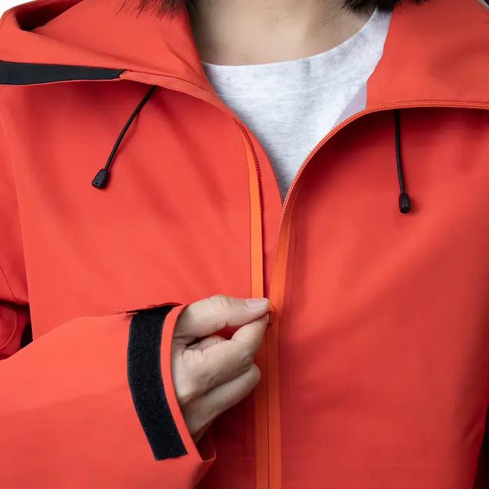 Veste de montagne de randonnée imperméable et respirante