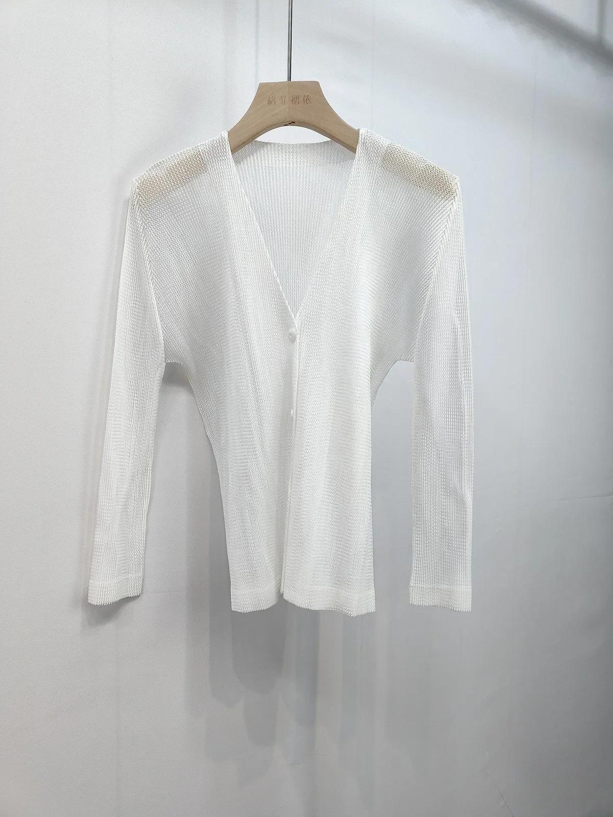 Miyake veste à simple boutonnage 2025 printemps nouveau tempérament maille à manches longues Cardiga