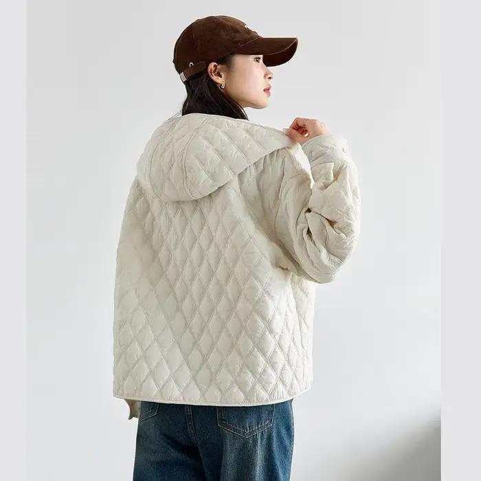 Vestes matelassées beiges décontractées à manches longues et capuche courte pour femmes VIMLY, mante