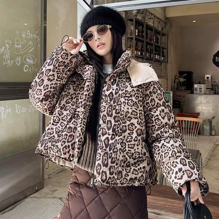 Manteau d'hiver imprimé léopard pour femme, col rabattu, capuche, fermeture éclair, rembourré, court, vêtements d'extérieur décontractés, nouvelle collection hiver