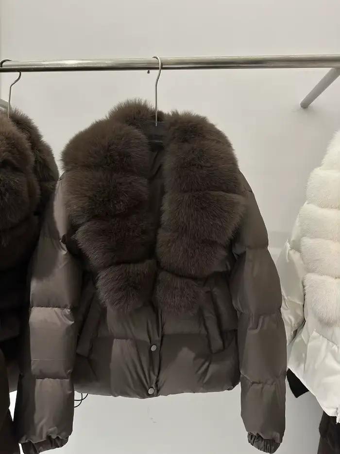 Manteau de luxe en vraie fourrure pour femme, col en fourrure naturelle et veste rembourrée en duvet de canard, épaisse et chaude, pour l'hiver, mode décontractée, vêtements d'extérieur