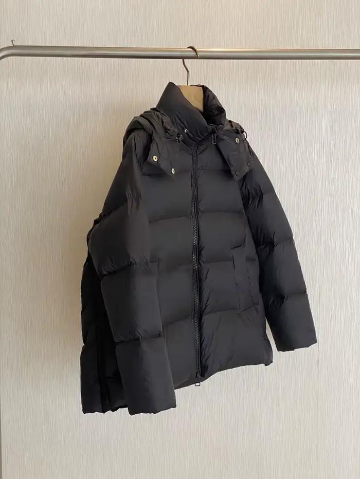 Veste d'hiver décontractée en duvet d'oie à capuche avec silhouette de couleur unie pour femme avec doudoune