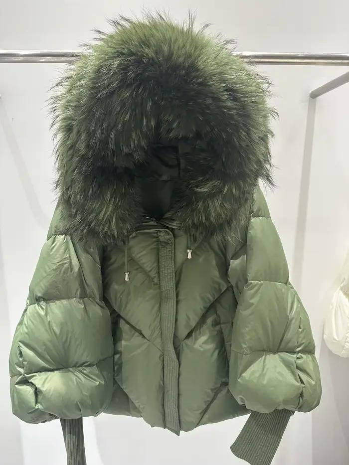 Hiver à capuche naturel grand col de fourrure doudoune femmes court blanc canard vers le bas vêtements d'extérieur femme lanterne manches chaud matelassé veste