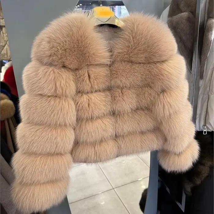 QUEENTINA Manteau en Fourrure de Renard Véritable Hiver Femme Nouvelle Mode Duveteux 2025 Cuir et Peau Vêtement Blanc Naturel Nouveauté dans la Catégorie Manteaux et Vestes