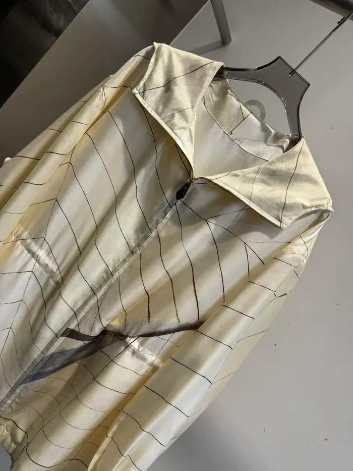 Manteau trench en soie de mûrier imprimé double couche de style vintage de haute qualité pour femmes (Modèle 2026)