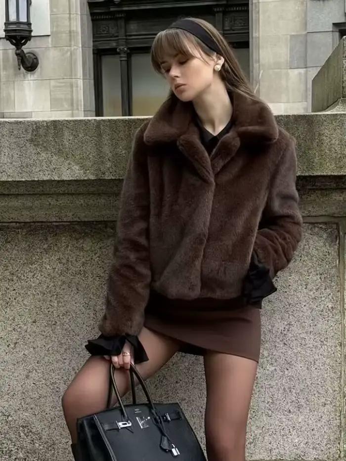 HH femmes décontracté marron court fausse fourrure manteau col rabattu à manches longues veste 2025 automne hiver ample haute rue vêtements d'extérieur
