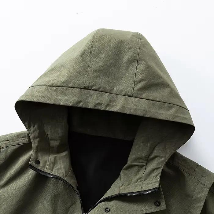 Veste imperméable à capuche pour homme
