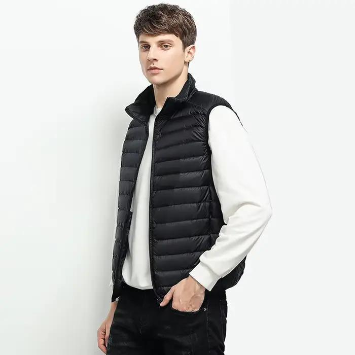Nouvelle marque automne hiver léger doudoune hommes mode à capuche court Ultra-mince léger jeunesse mince manteau doudoune